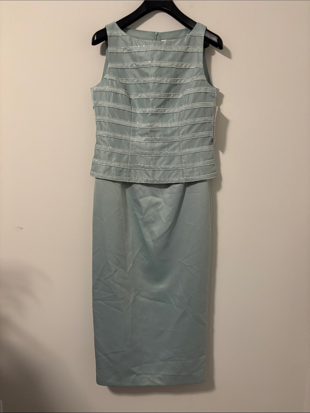 Jessica Howard Light Green Sheath Dress
